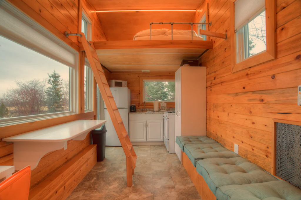 20 Tiny Houses in Colorado You Can Rent on Airbnb in 2020!