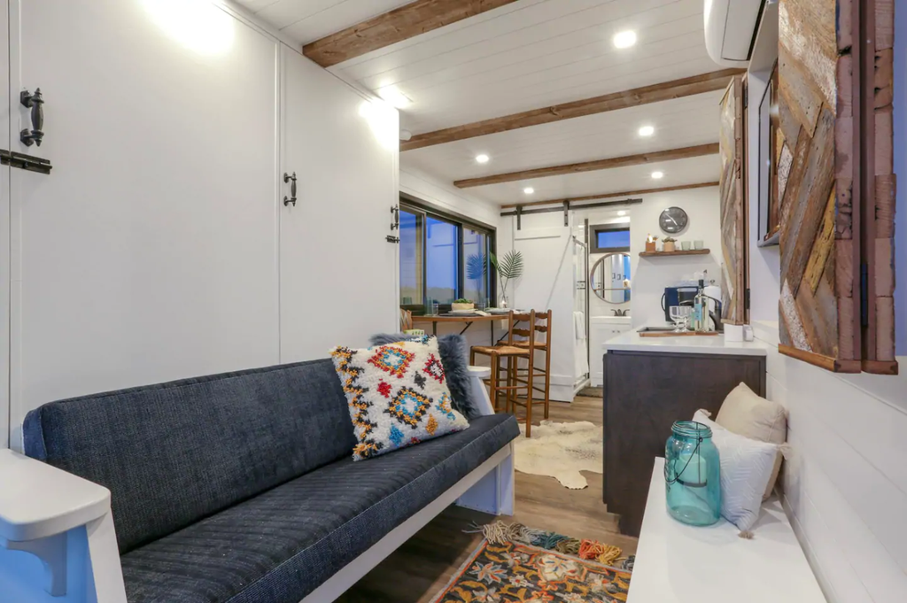 20 Tiny Houses in California You Can Rent on Airbnb TODAY!