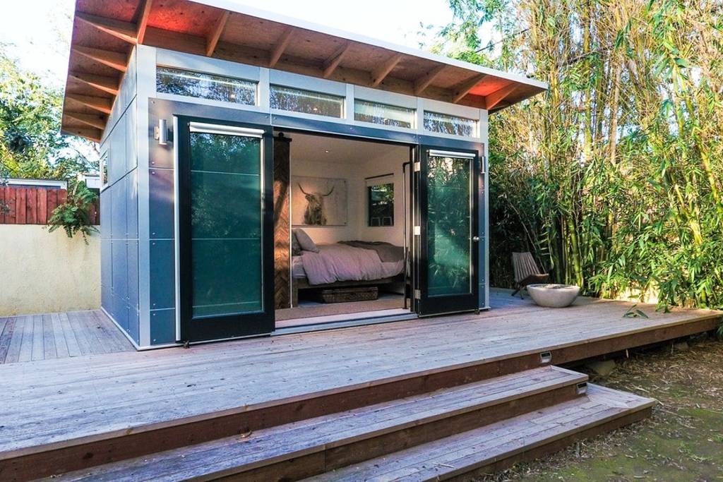 The Nugget, A tiny house near the beach in Newport Beach, California - Tiny Houses for rent on Airbnb