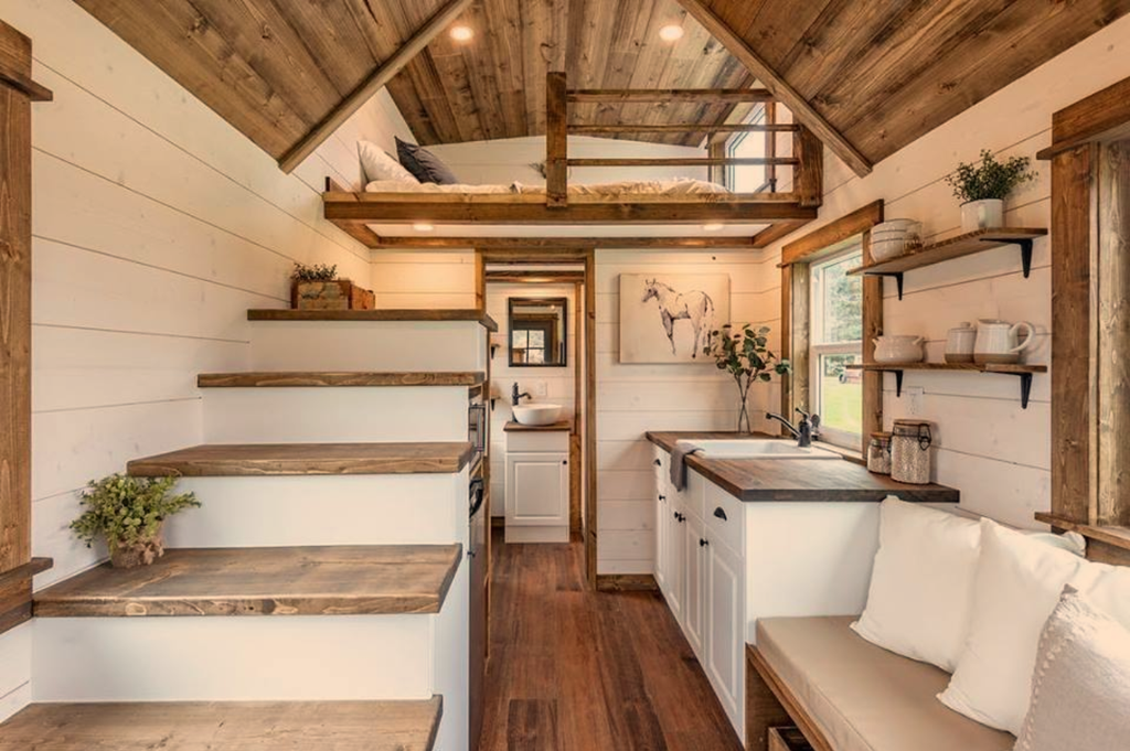 27 Tiny Houses in Canada You Can Rent on Airbnb in 2020!