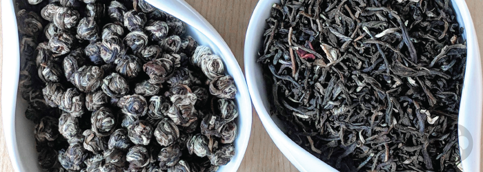 Both of these jasmine teas have been scented with fresh flowers, but the dry flowers are removed.