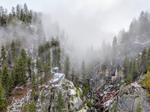 cliffs fog foggy boise national forest offline outdoors google pixel 2 xl