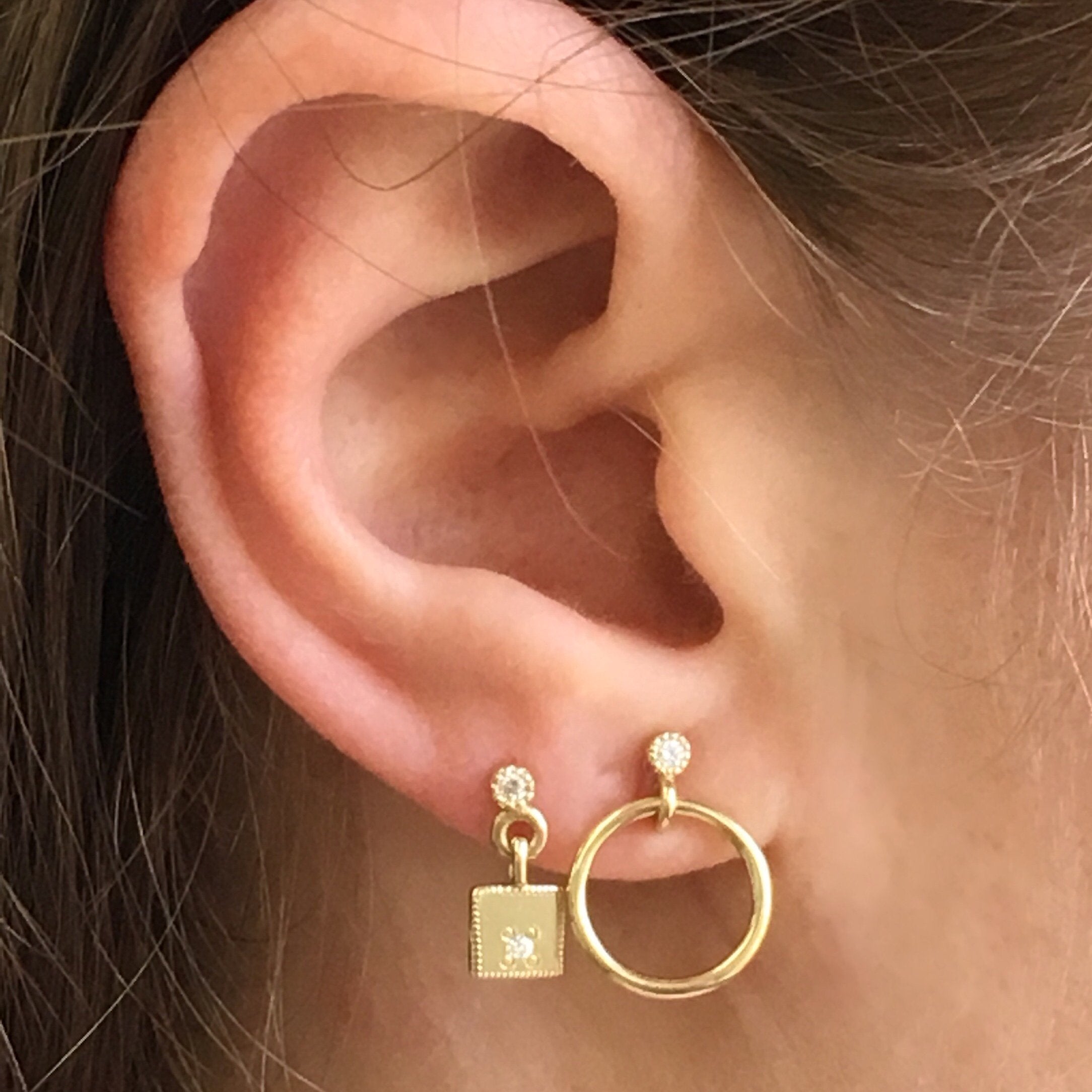 SQUARE DIAMOND MIRROR DANGLE EARRING (SINGLE)