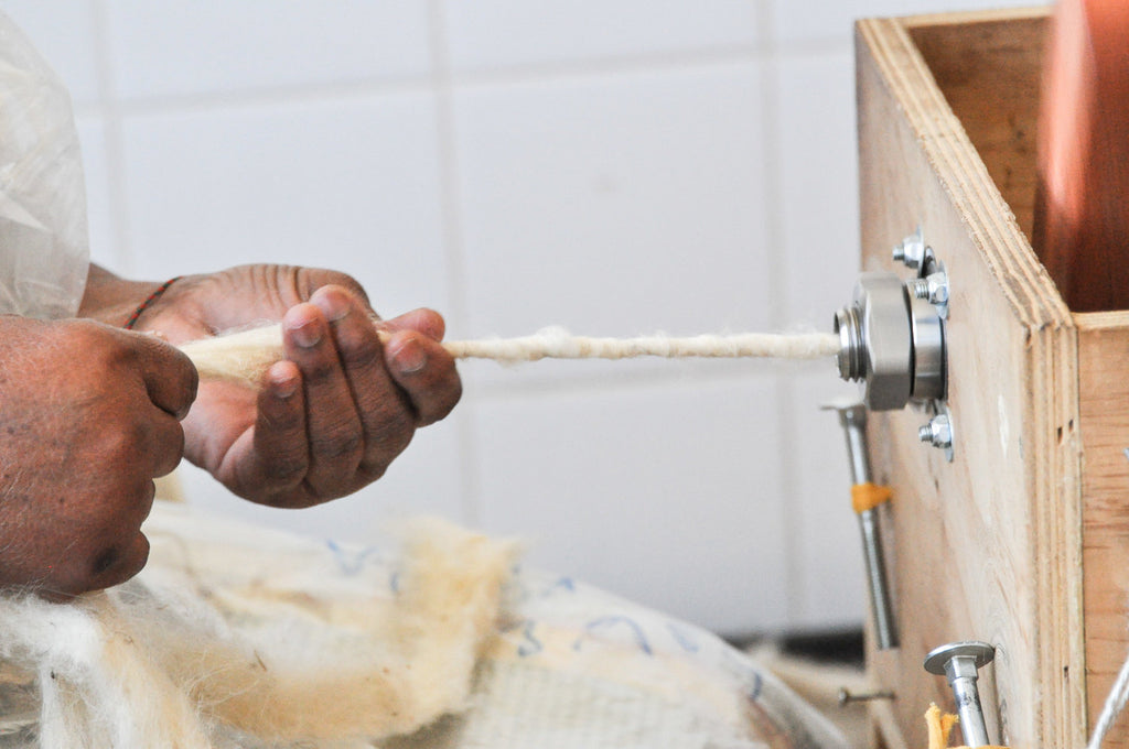 hand shown spinning wool