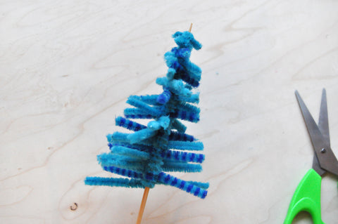 Pipe cleaner forest step 8