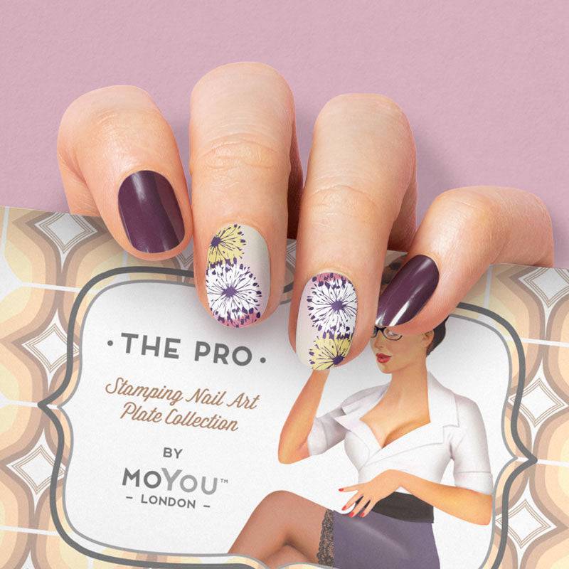 Pro 09 Nail Art Stencil MoYou London
