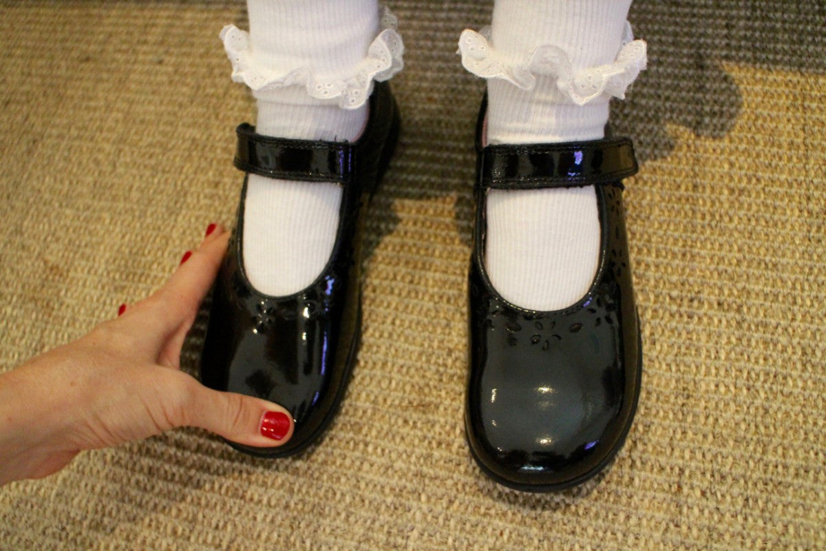 How To Use The Rule of Thumb To Check Your Child’s Shoes Still Fit
