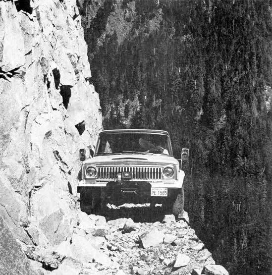 cliff off road jeep 