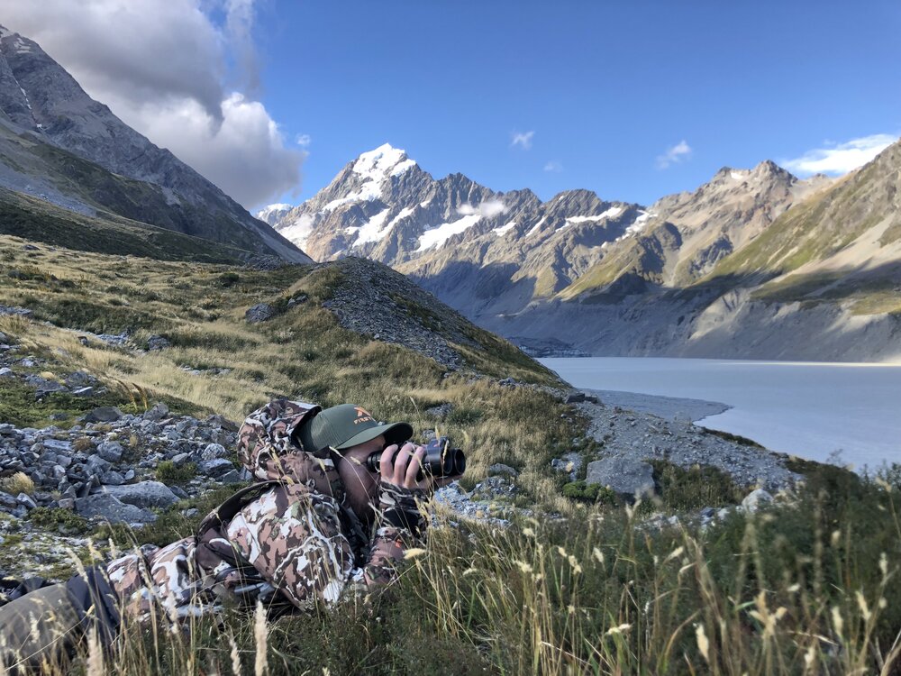 tahr hunting new zealand first lite