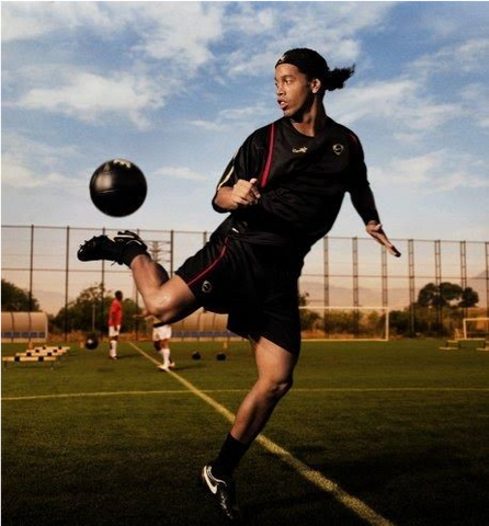 Ronaldinho Freestyle Football top Skills