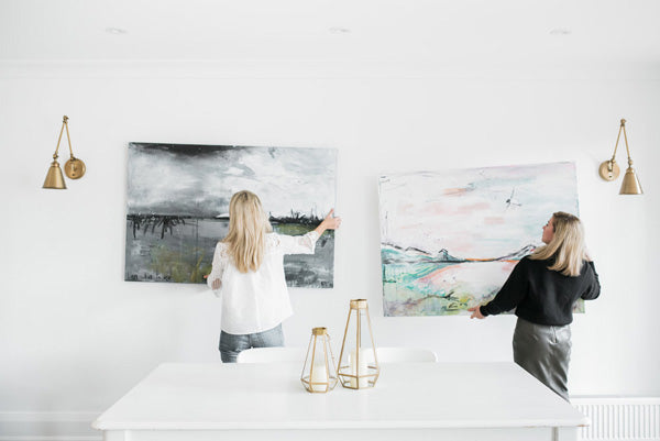 Designer Spotlight Kate + Amanda | Arianna Belle Blog | interior designers hanging abstract art