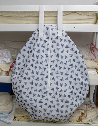 hanging cloth diaper bag nuture smart bottoms