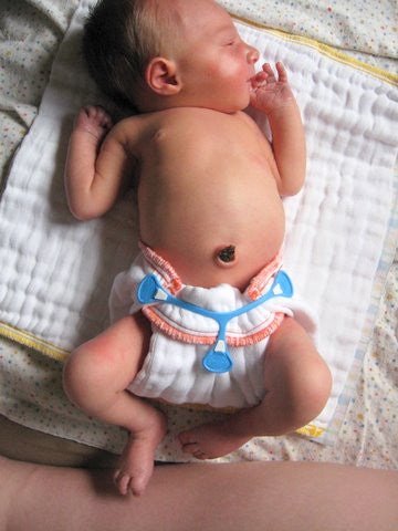 newborn 7 pound baby 12 hours old