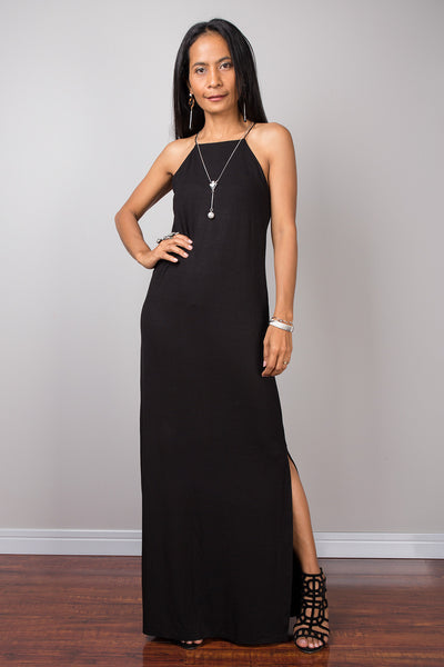black maxi sleeveless dress