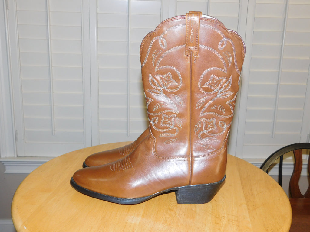 ariat women's boots size 11