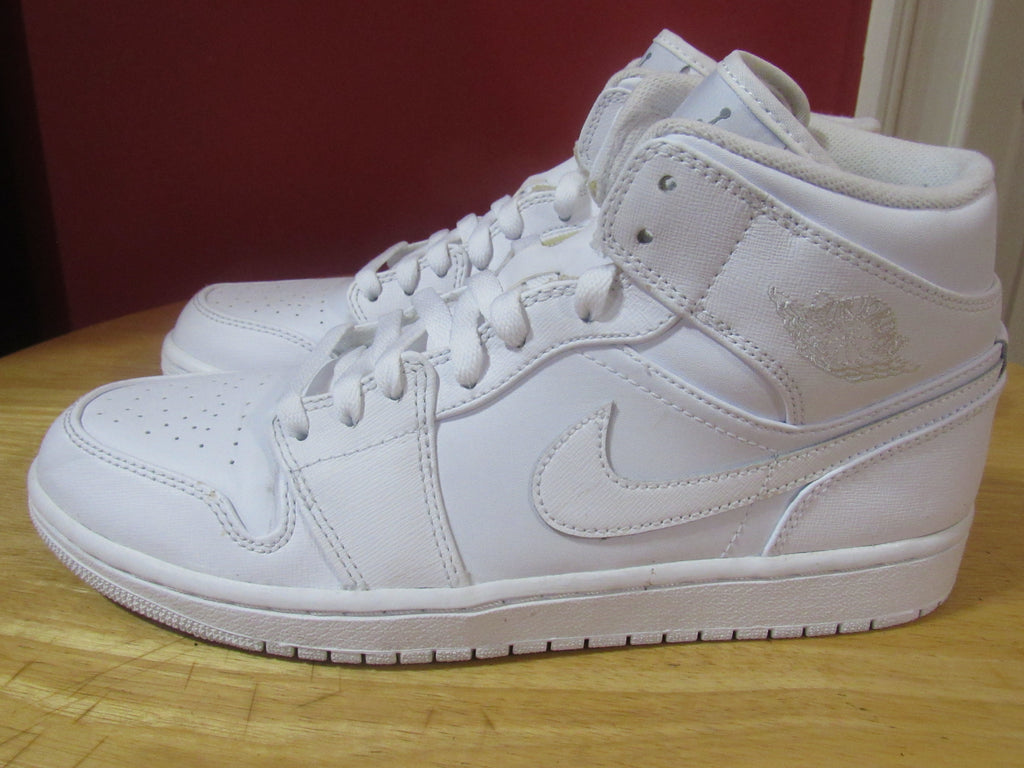 jordan retro 1 mid white