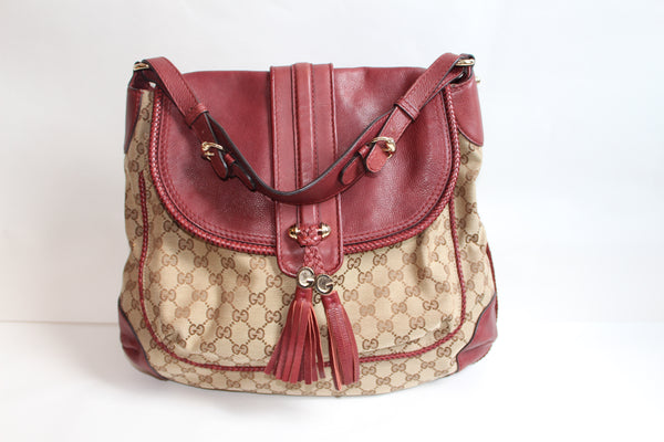 gucci shoulder bag with tassel