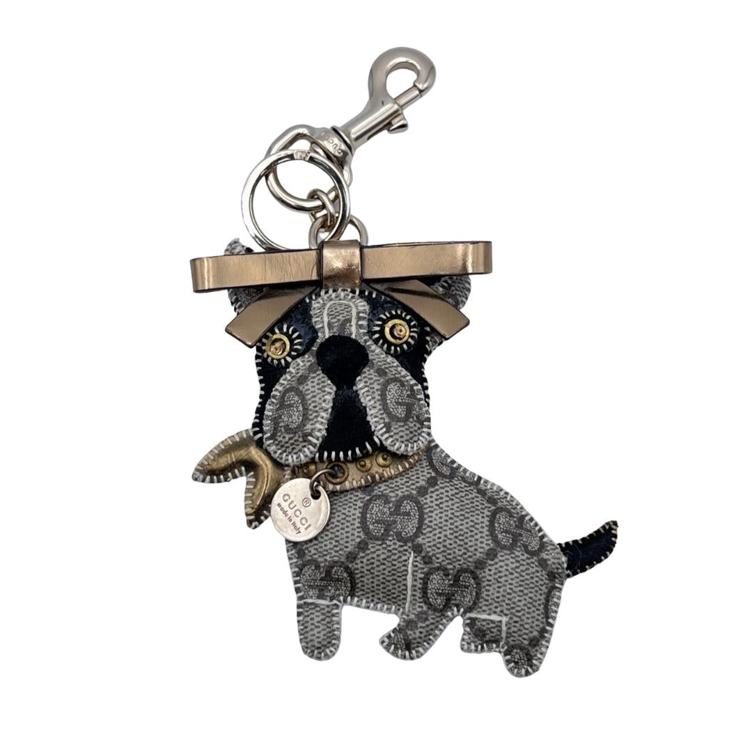 gucci bulldog keychain