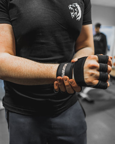 Fitness workout gloves for men
