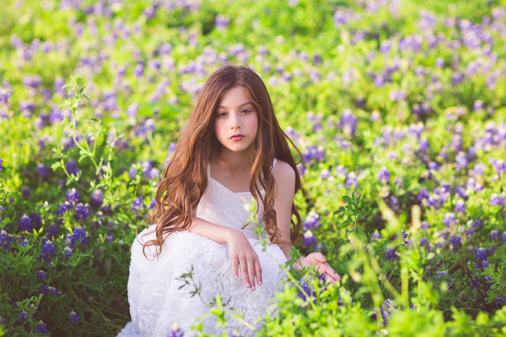 Texas bluebonnets photoshoot idea for kids bohemian flower girl dresses
