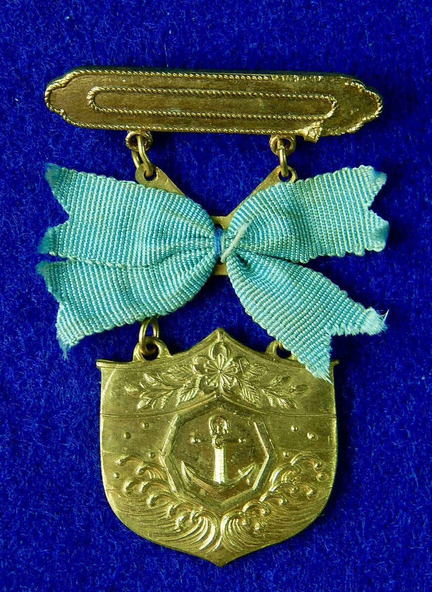 Anti-Japanese War Medal Badge Brooch Pin
