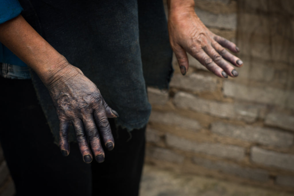 batik indigo hands dye tradition natural