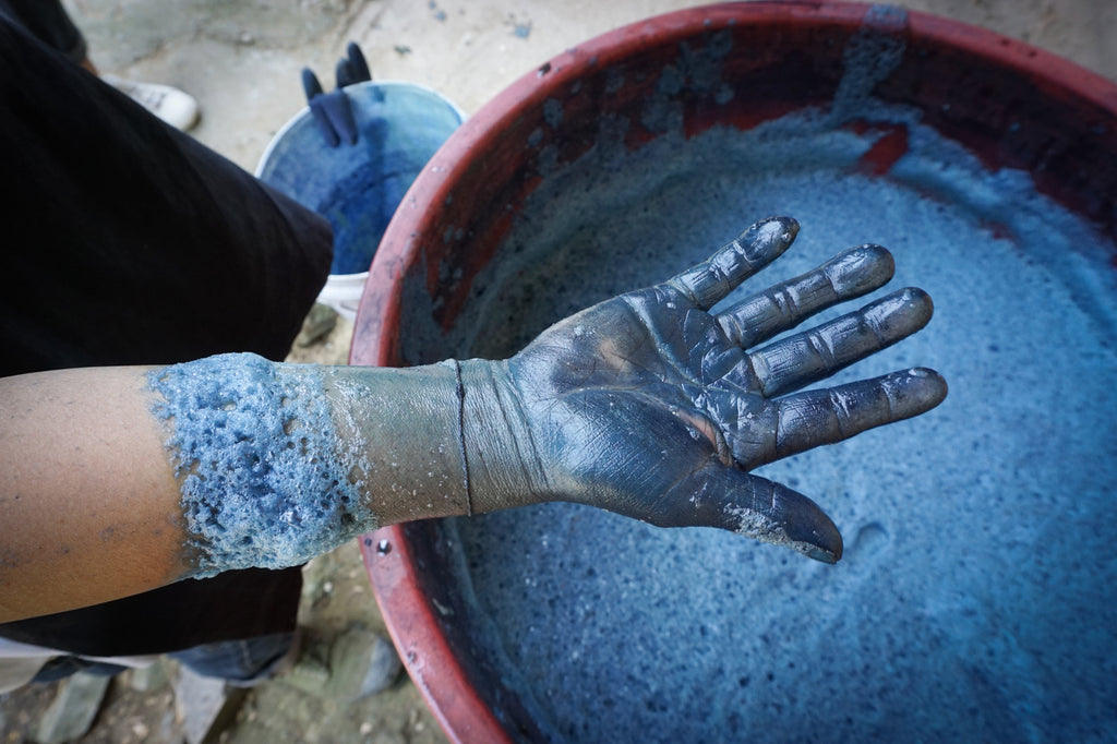 batik dyeing indigo hands process