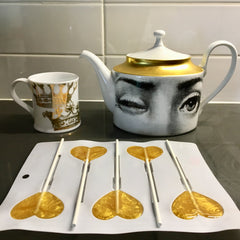 making gold lollipops with tea kettle