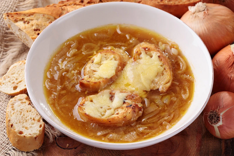 BEST SLOW COOKER FRENCH ONION SOUP