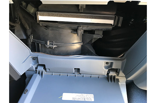 2017 ford transit 350 cabin air filter