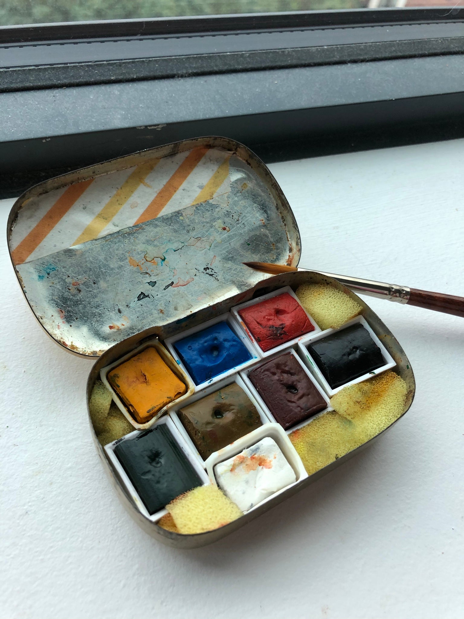 Watercolor tin