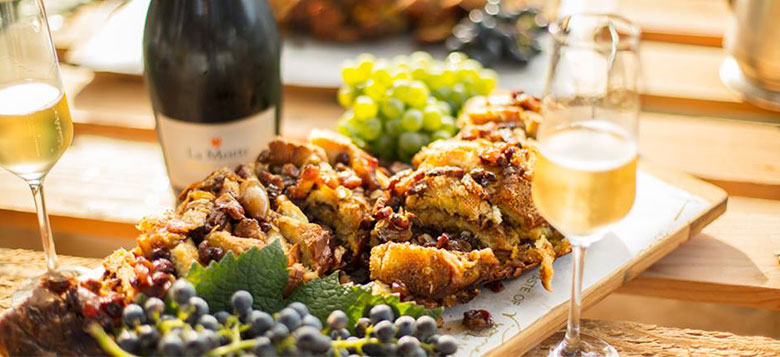 Delicious crumble tart and wine tasting in Franschhoek - things to do in Franschhoek