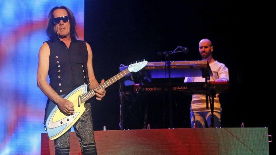 Todd Rundgren Utopia tour with Backlund Guitar