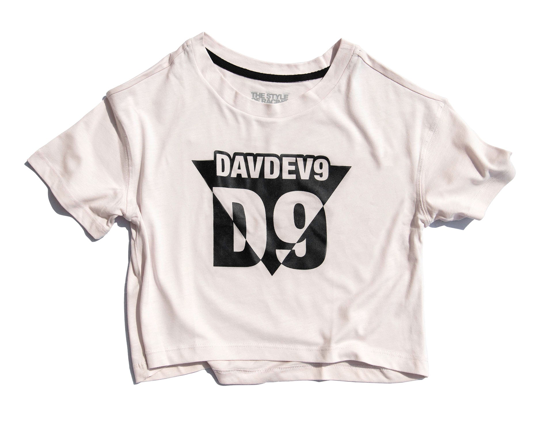 D9 Essential Cropped