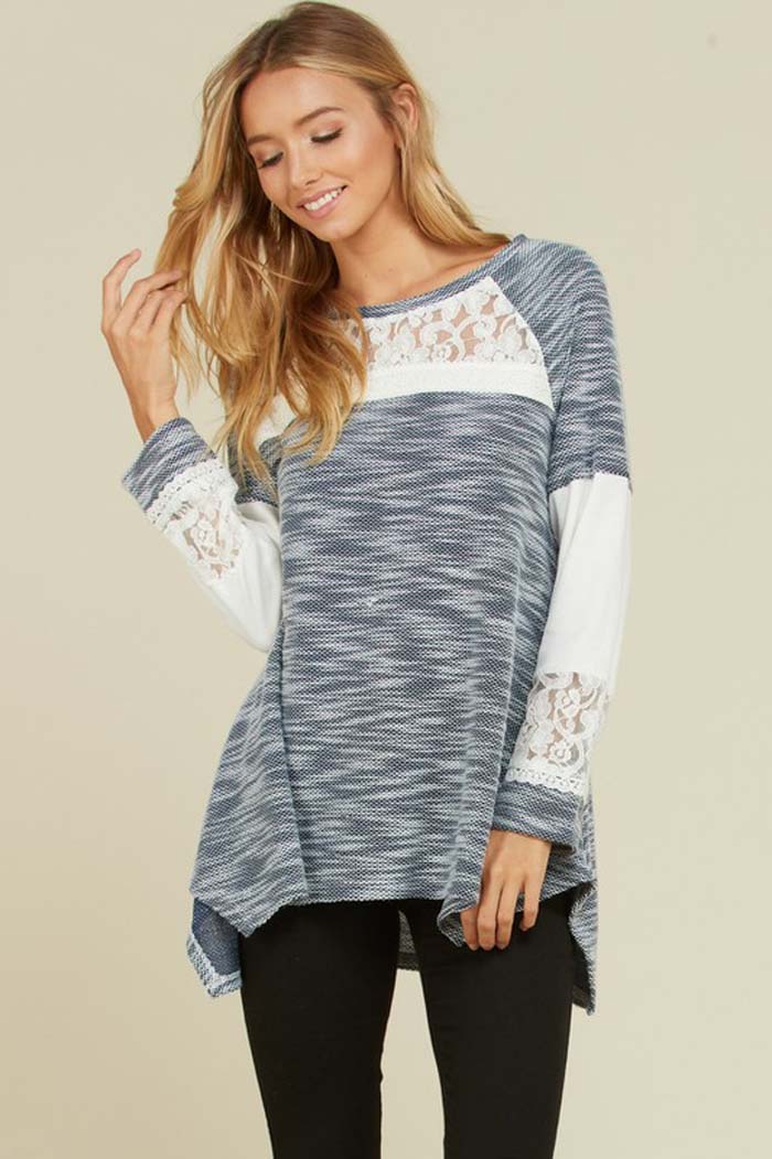 Evelyn Two-Tone Knit Top : Navy