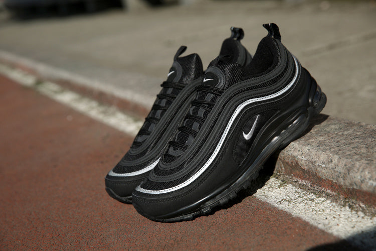 air max 97 negras enteras