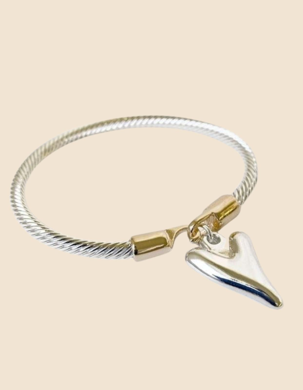 Bracelet Single Metallic with Heart Charm