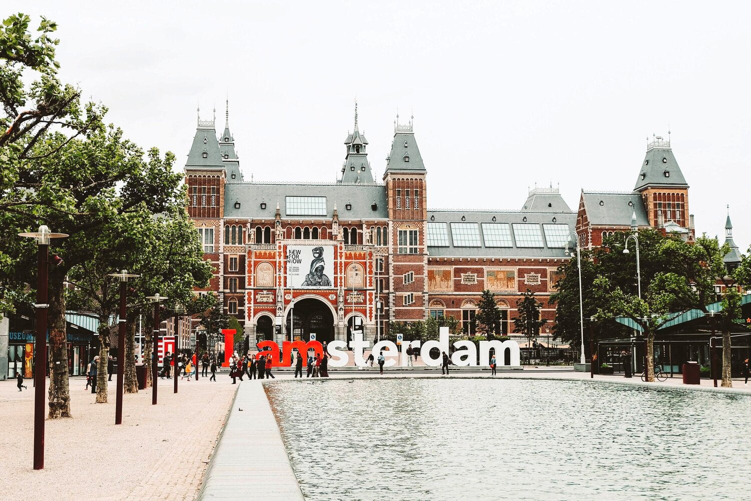 I Am Amsterdam Sign, Amsterdam Central