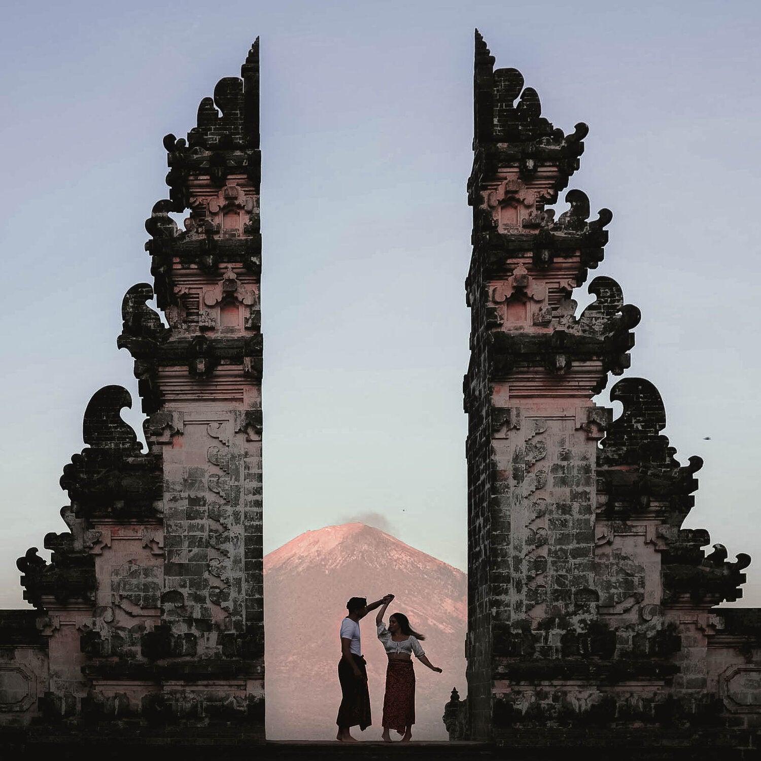 Lost LeBlanc and What the Chic at the Gates of heaven, Lempuyang Temple, Bali