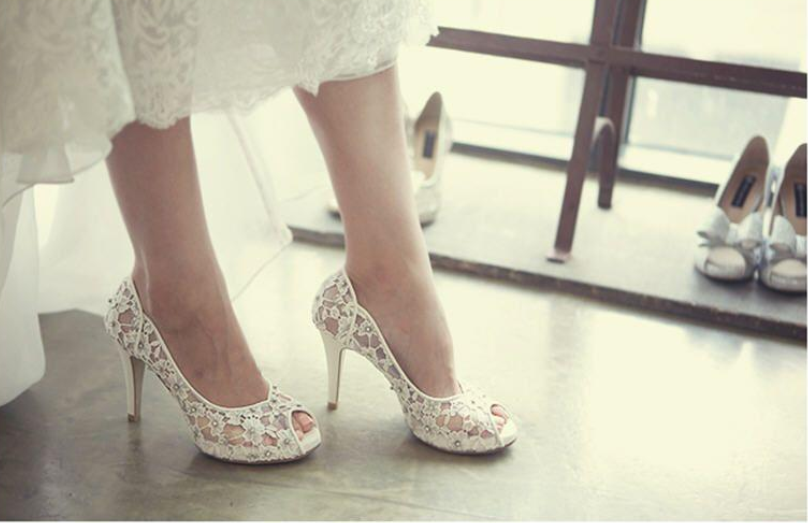 wedding dress heels