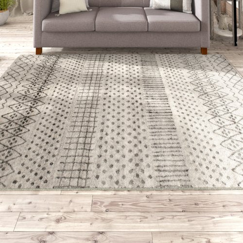 Cosima Ernest Birch White/ Sterling Gray Area Rug