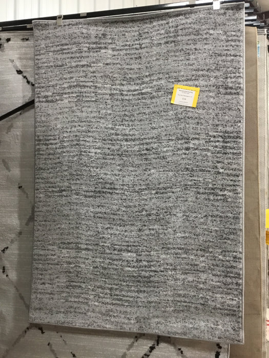 Biskmark gray area rug
