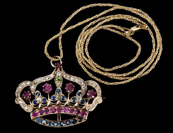 ﻿The Tsar gave this necklace to Bess Houdini in 1903 