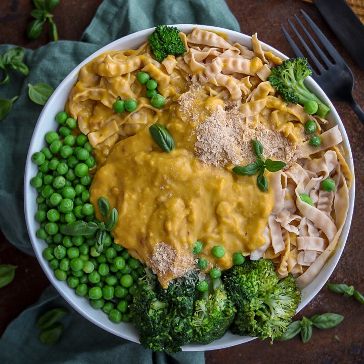 Soybean Noodles mit Mais-Käse Sauce