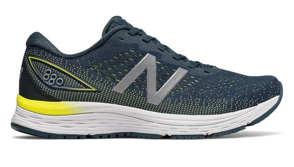 new balance neutral running shoes mens