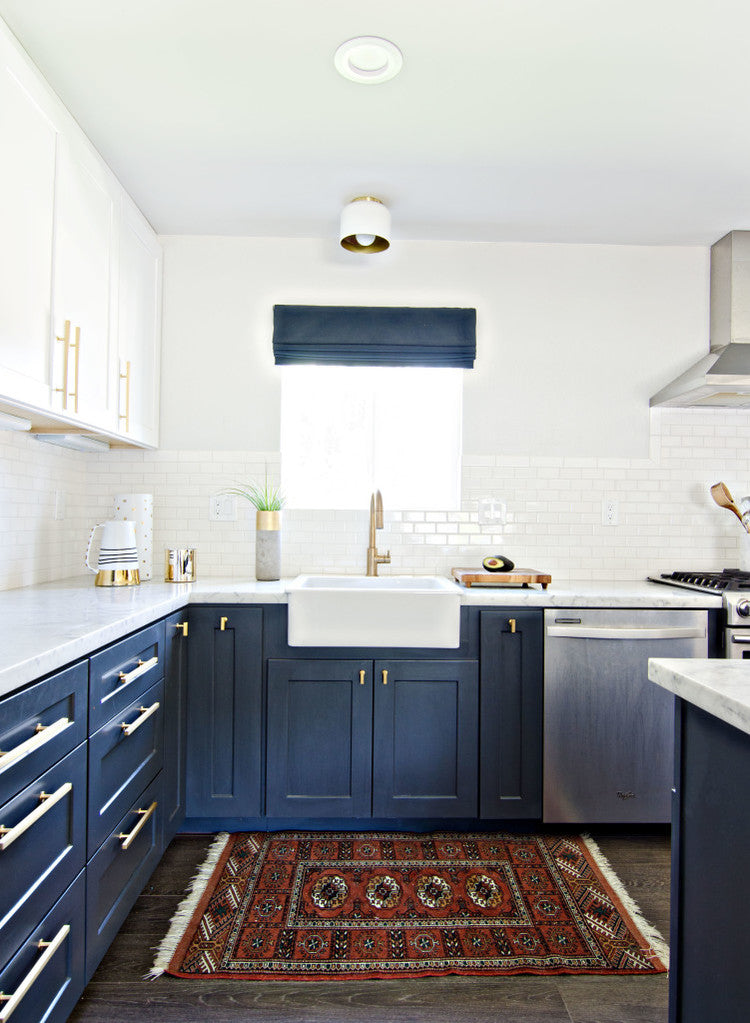 navy kitchen with cafe curtain drapery rod