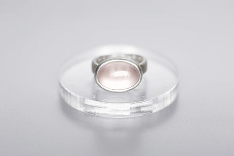 Silver ring with rose quartz "Ruler of the heart"