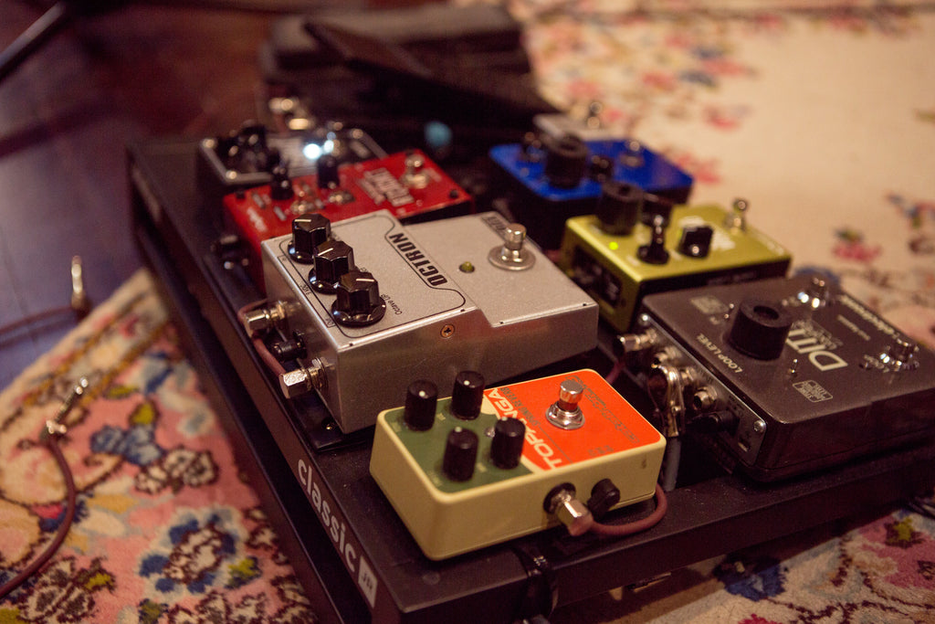 Pedalboard Chain Order: The Ultimate Guide to Signal Flow