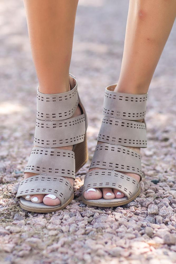 Stylish Shoes Sandals Boots And Wedges At Great Prices 7109