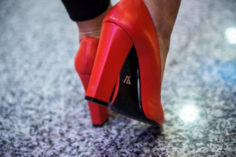 Zapatos de  mujer tacón ancho en piel rojos diseño JustENE